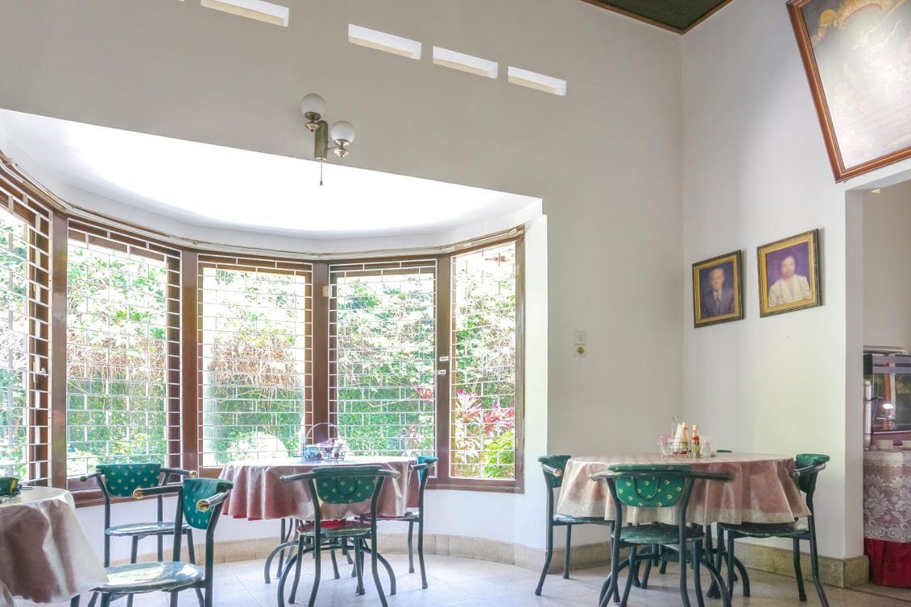 Reddoorz Plus Near Brawijaya Museum Malang Eksteriør billede