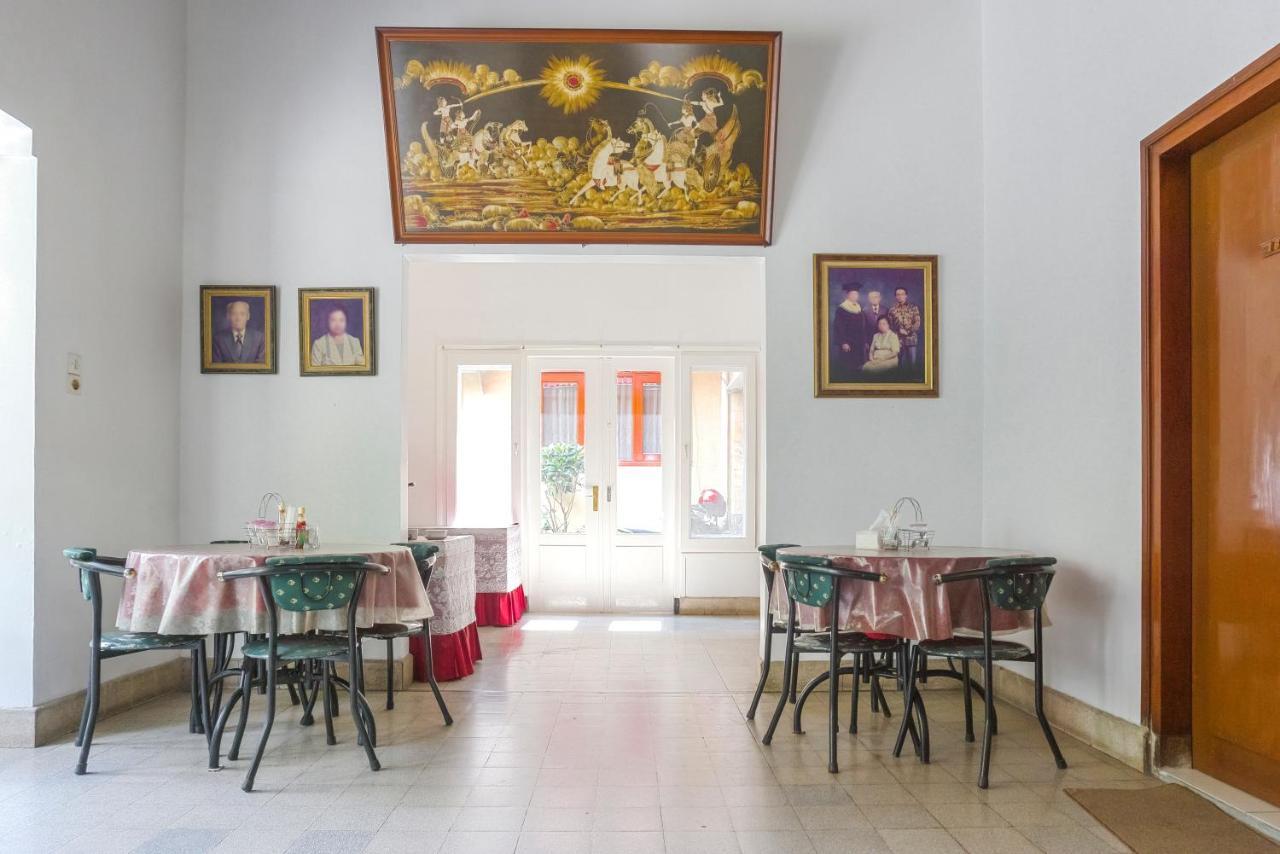 Reddoorz Plus Near Brawijaya Museum Malang Eksteriør billede