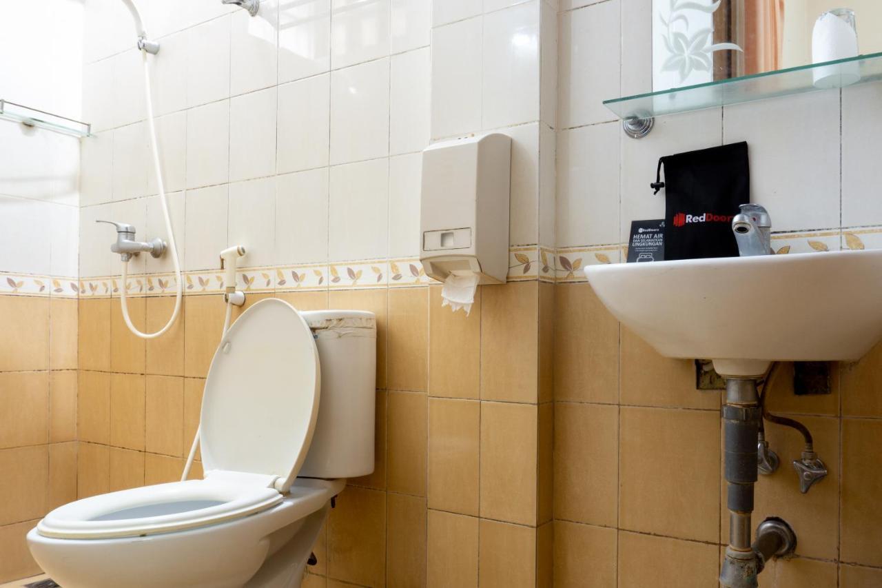 Reddoorz Plus Near Brawijaya Museum Malang Eksteriør billede